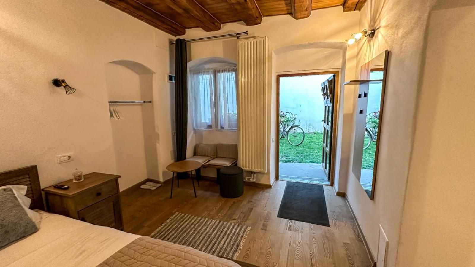 Central Garden Apartments Brasov Bagian luar foto